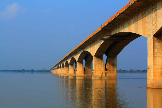 मजदूर के सिर पर गिरा गांधी सेतु से स्लैब, इलाज के दौरान मौत